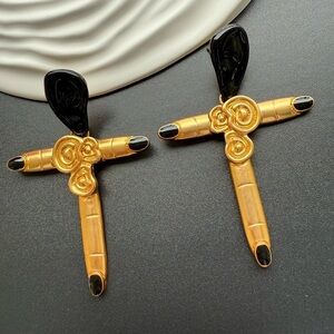 Elegant Black and Gold Earrings
